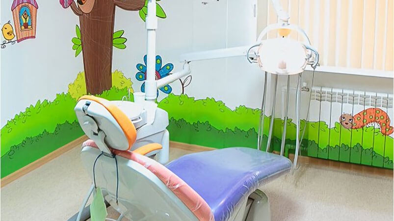 Наша клиника оснащена высокотехнологичным оборудованием уровня ведущих мировых детских стоматологий